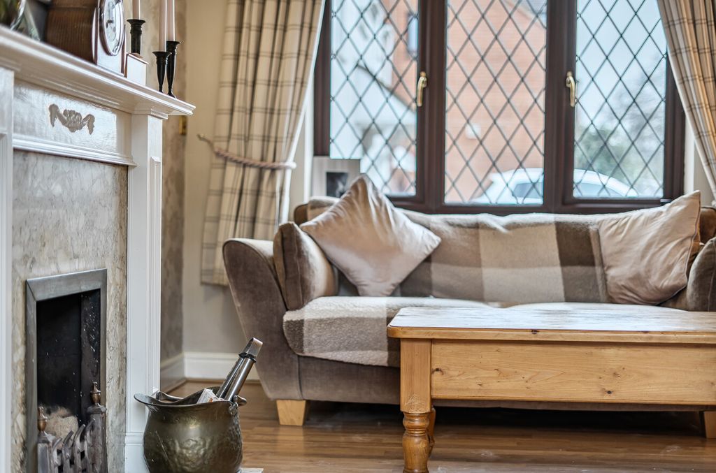 Property photo 2 of 18 Living Room