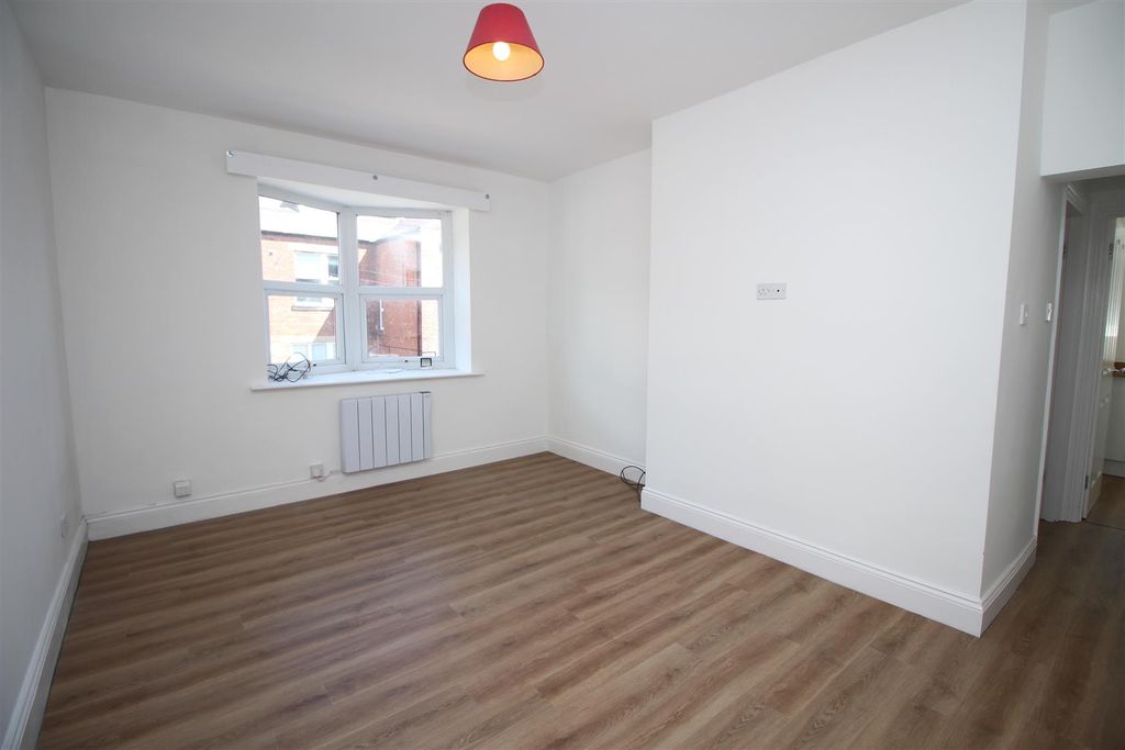 Property photo 3 of 7 Img_9941.Jpg