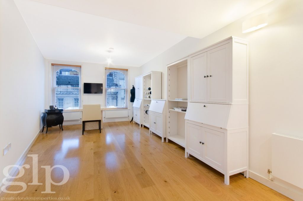 Property photo 1 of 11 961612