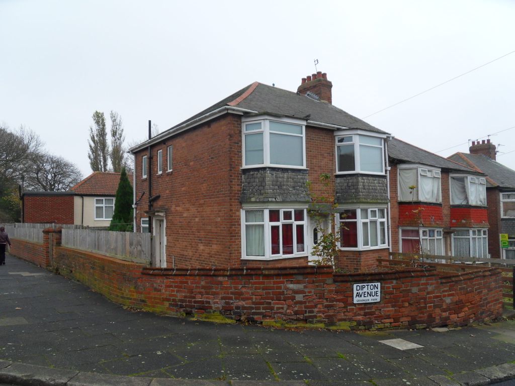 Property photo 1 of 3 Clifton Road, Grainger Park, Newcastle Upon Tyne, Tyne And Wear, Ne4 8Dq 2 Bed 1st Floor Flat Available From 01-05-2026 Â£755.00