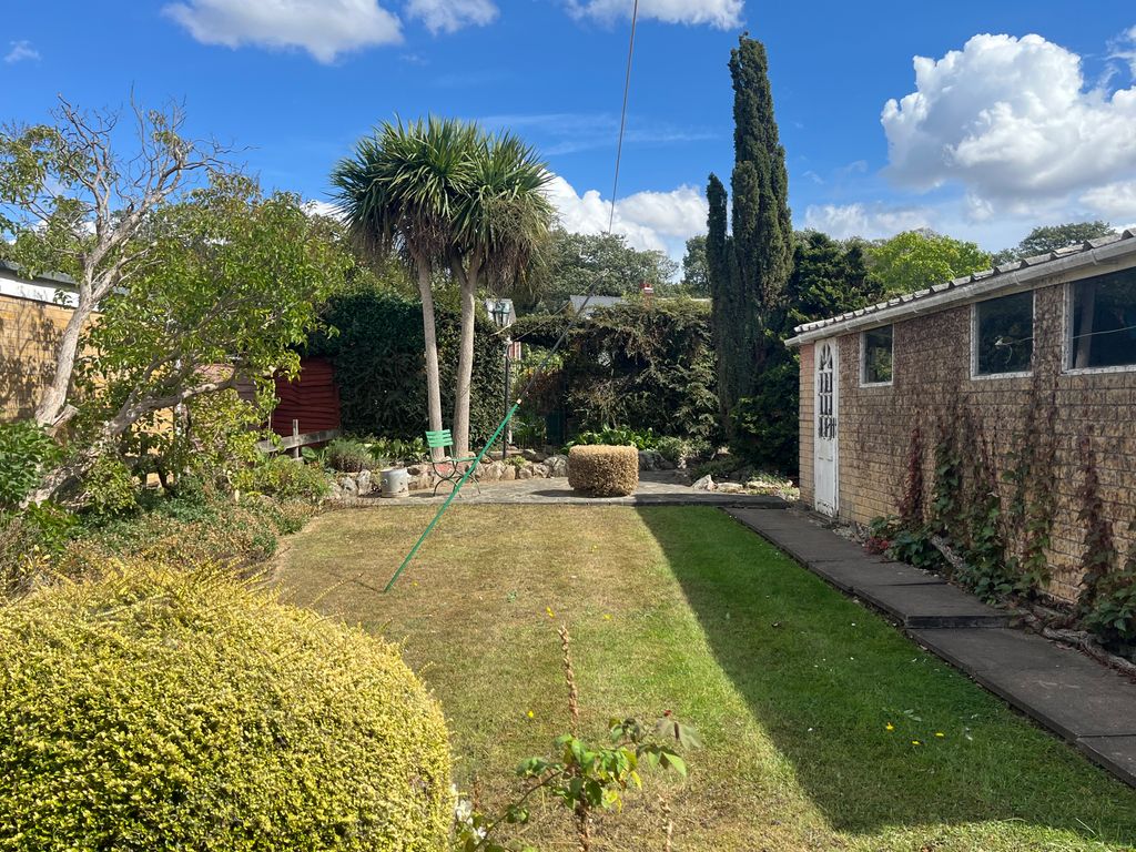 Property photo 3 of 13