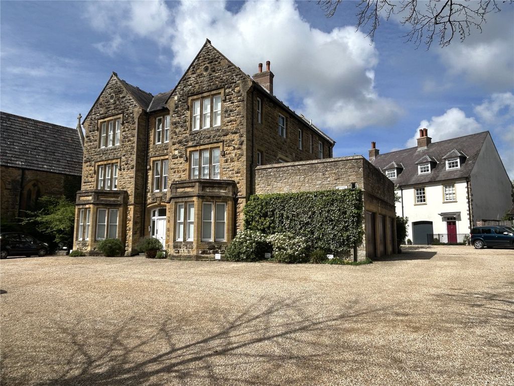 Property photo 1 of 15 Picture No. 50