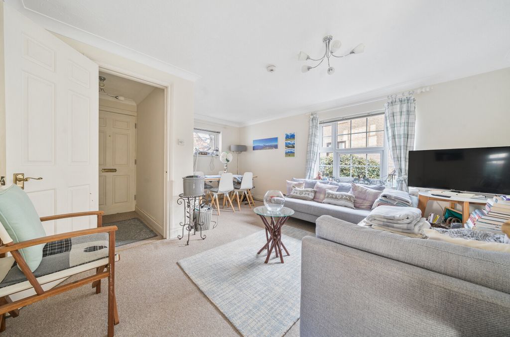 Property photo 2 of 10 1382607-5-69161Ec...