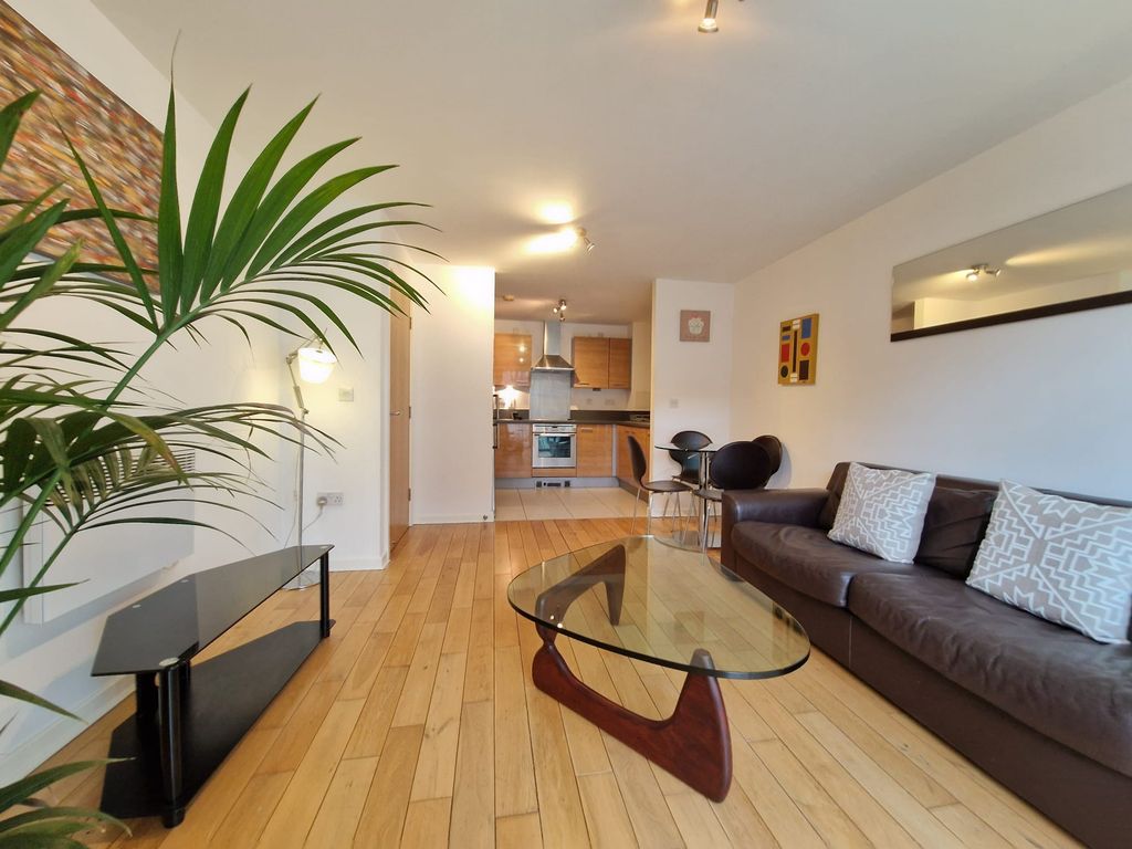 Property photo 2 of 12