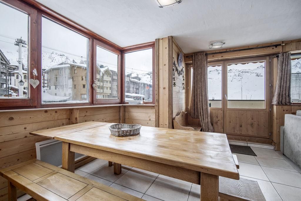 Property photo 1 of 11 Image
