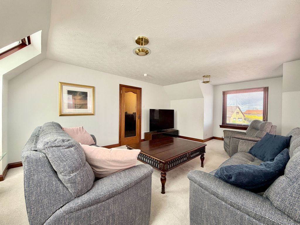 Additional image 5 of 4 bed detached house for saleLaxdale Drive, Denny FK6