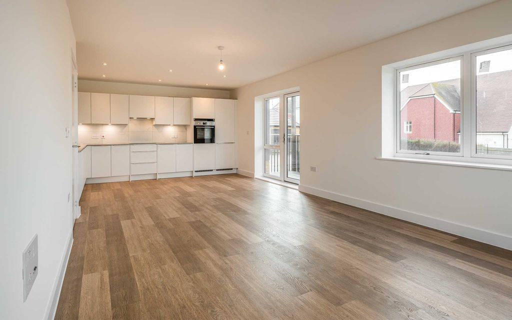 Property photo 1 of 11 Kitchen/Living/Dining Area
