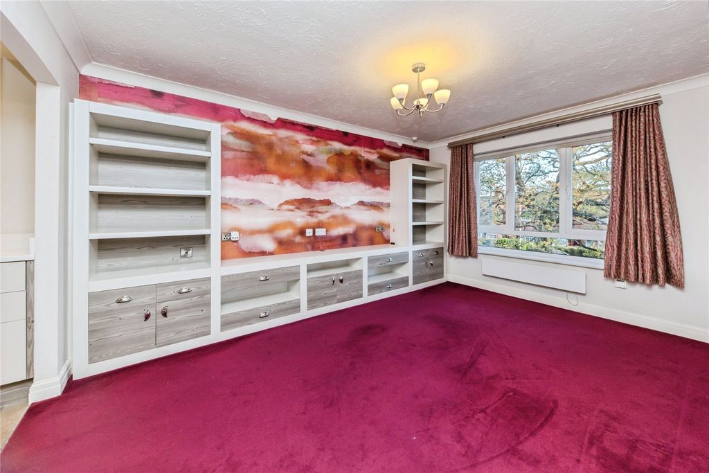 Property photo 3 of 11 Picture No. 01