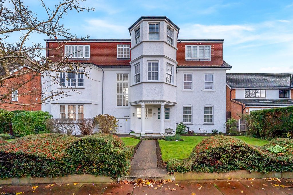 Property photo 1 of 16