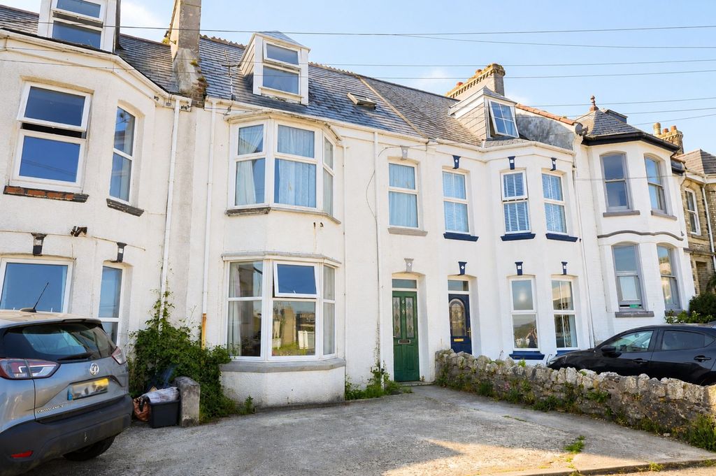 Property photo 1 of 25 External