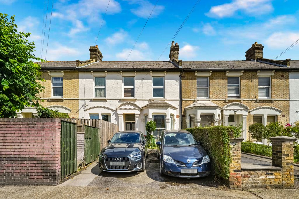 Property photo 1 of 16