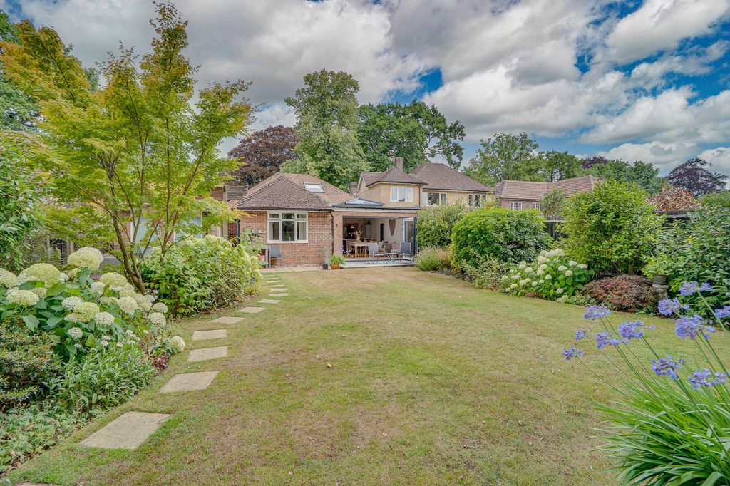 Property photo 3 of 22