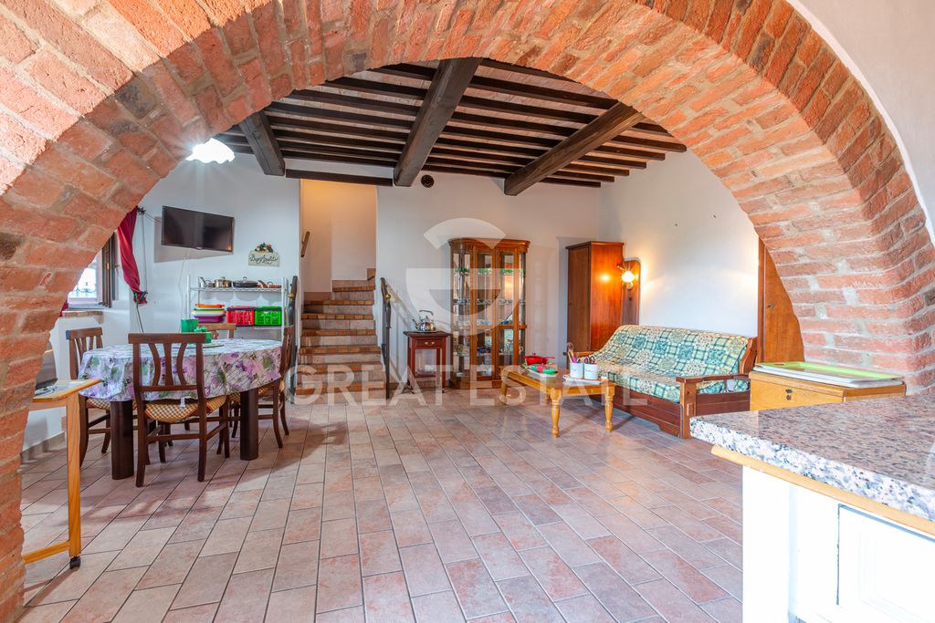 Property photo 2 of 63 Interiors