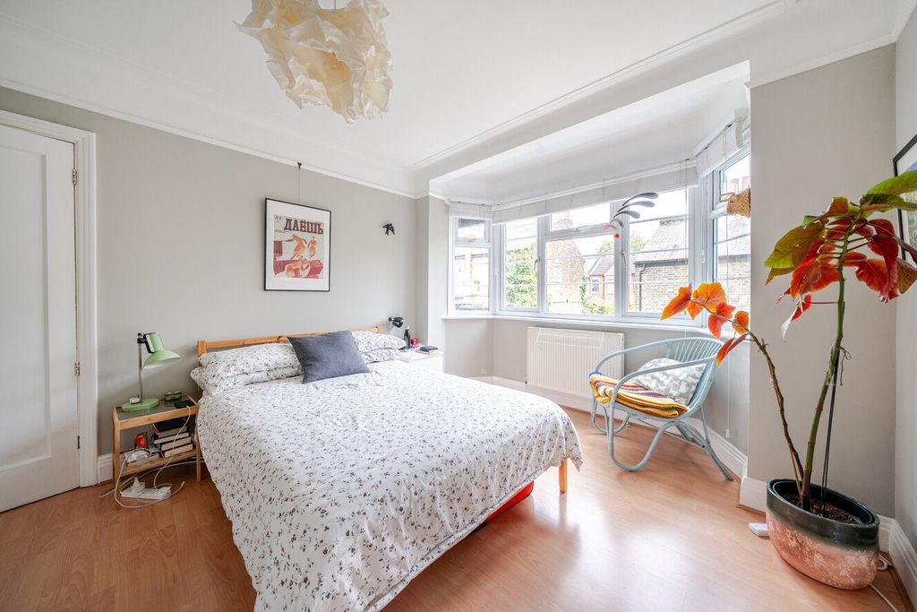 Property photo 2 of 16 Picture No. 03