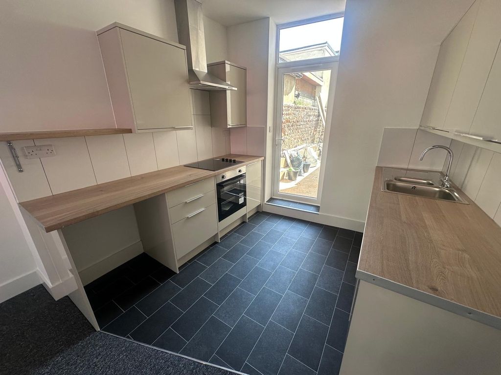 Property photo 3 of 7 Property