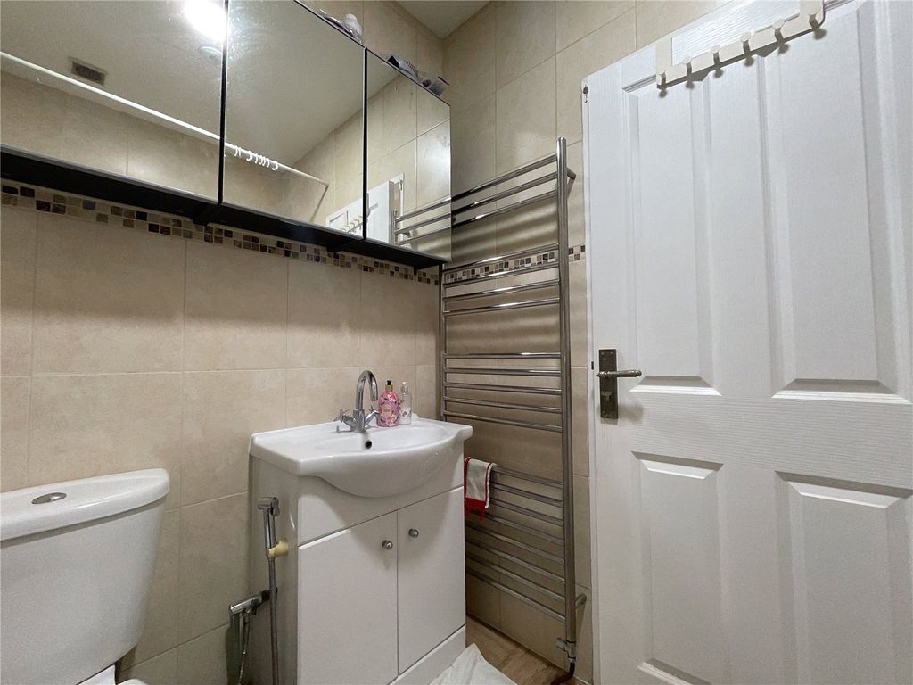 Property photo 3 of 23 Picture No. 26