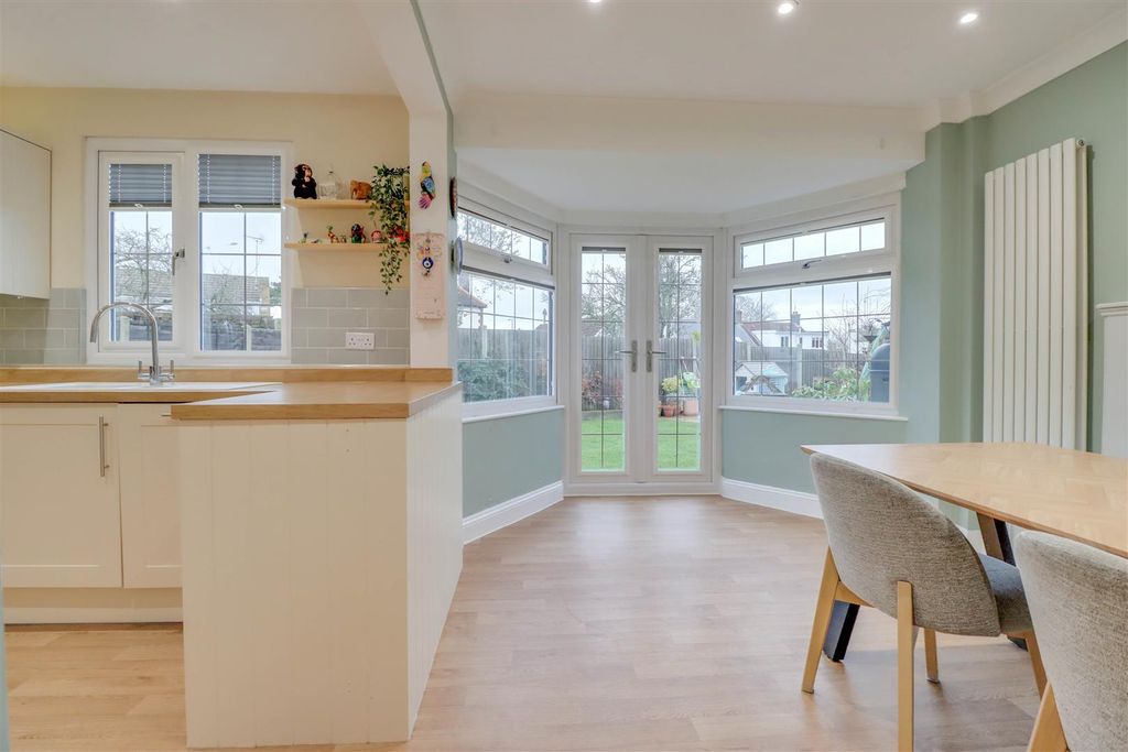 Property photo 3 of 18 64 West Beech Avenue Inside-12.Jpg