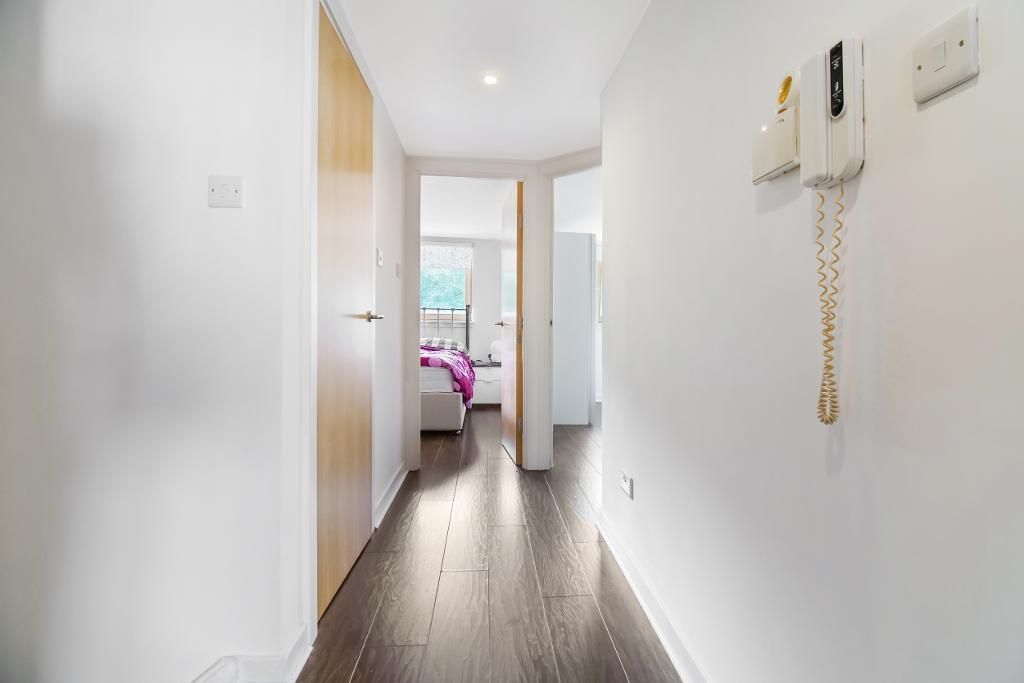 Property photo 3 of 22 Hallway