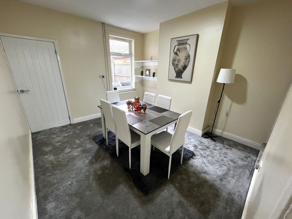 Property photo 2 of 13 Photo 7