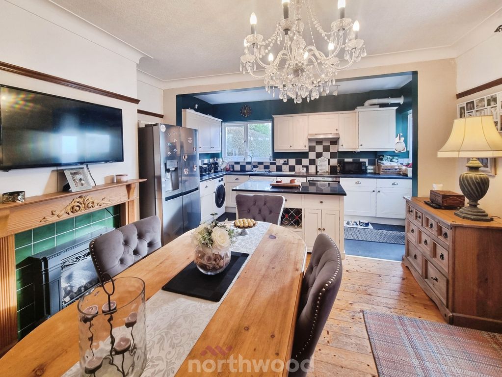 Property photo 1 of 27