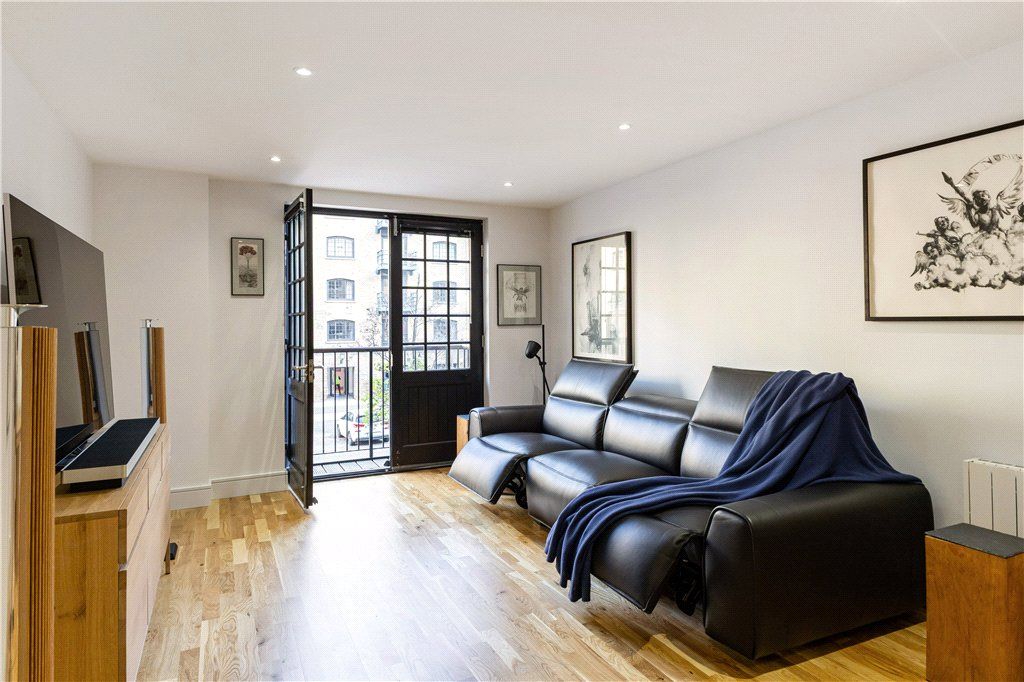 Property photo 2 of 22 Picture No. 12