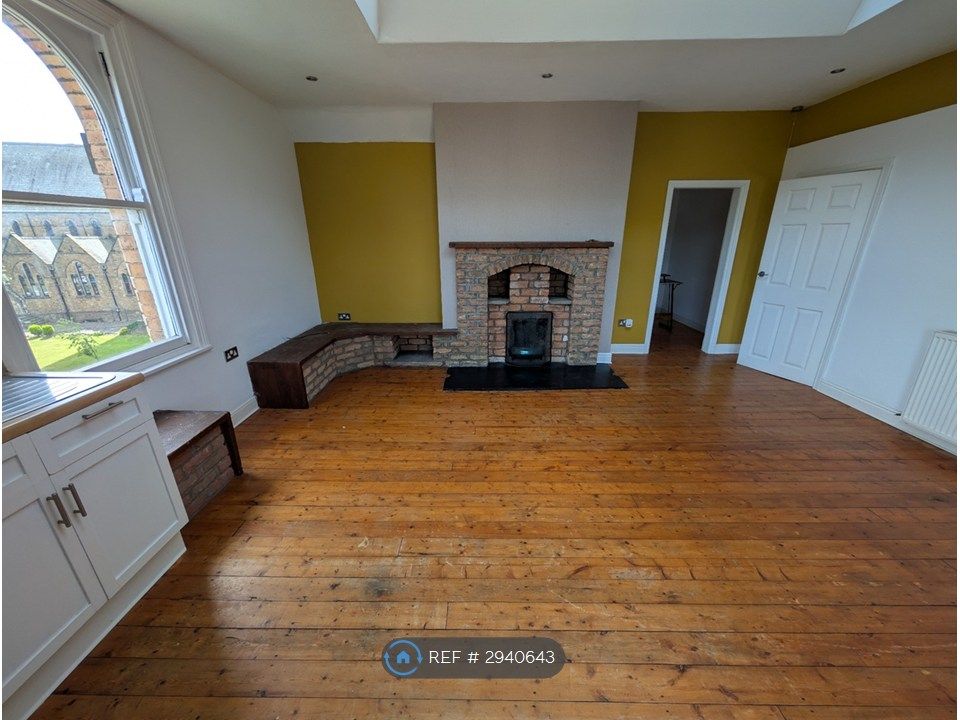 Property photo 3 of 8