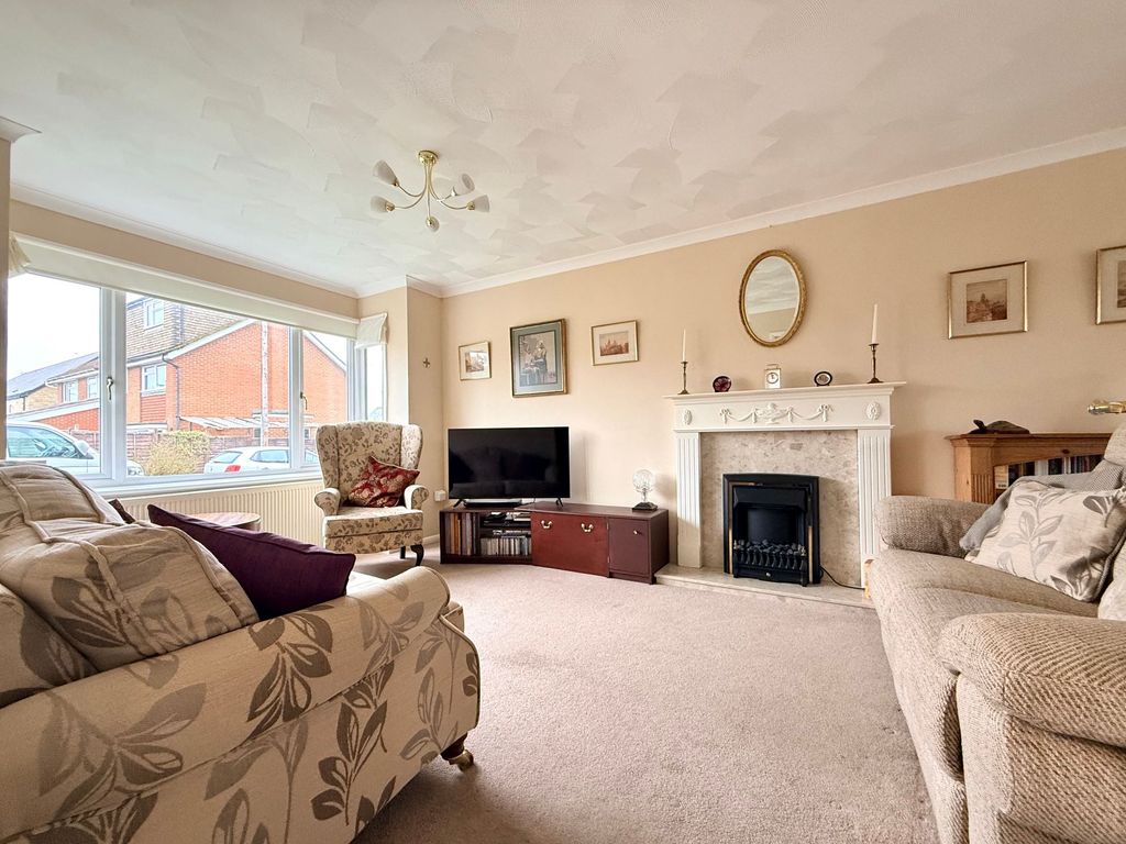 Property photo 3 of 15