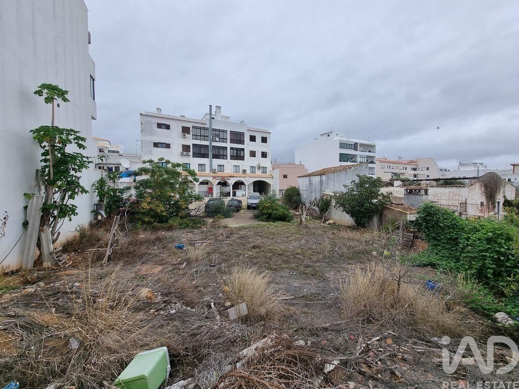 Property photo 1 of 2