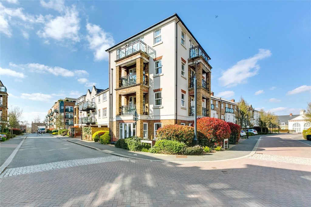 Property photo 3 of 8