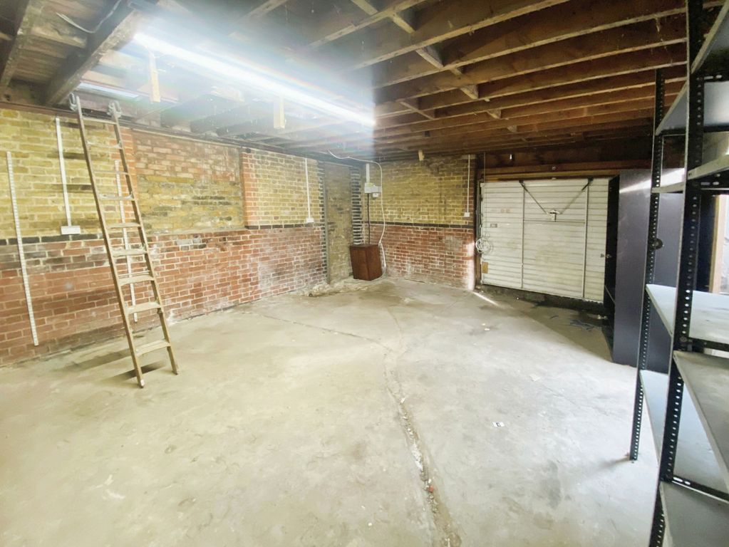 Property photo 2 of 4