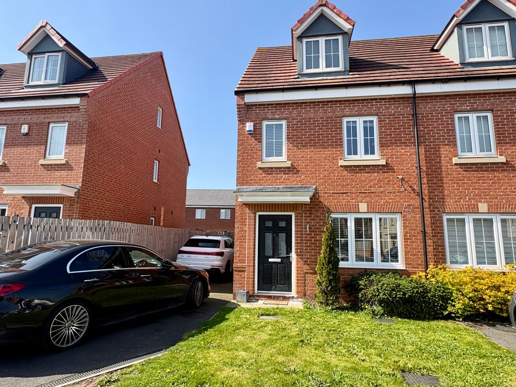 Property photo 1 of 12 Img6811