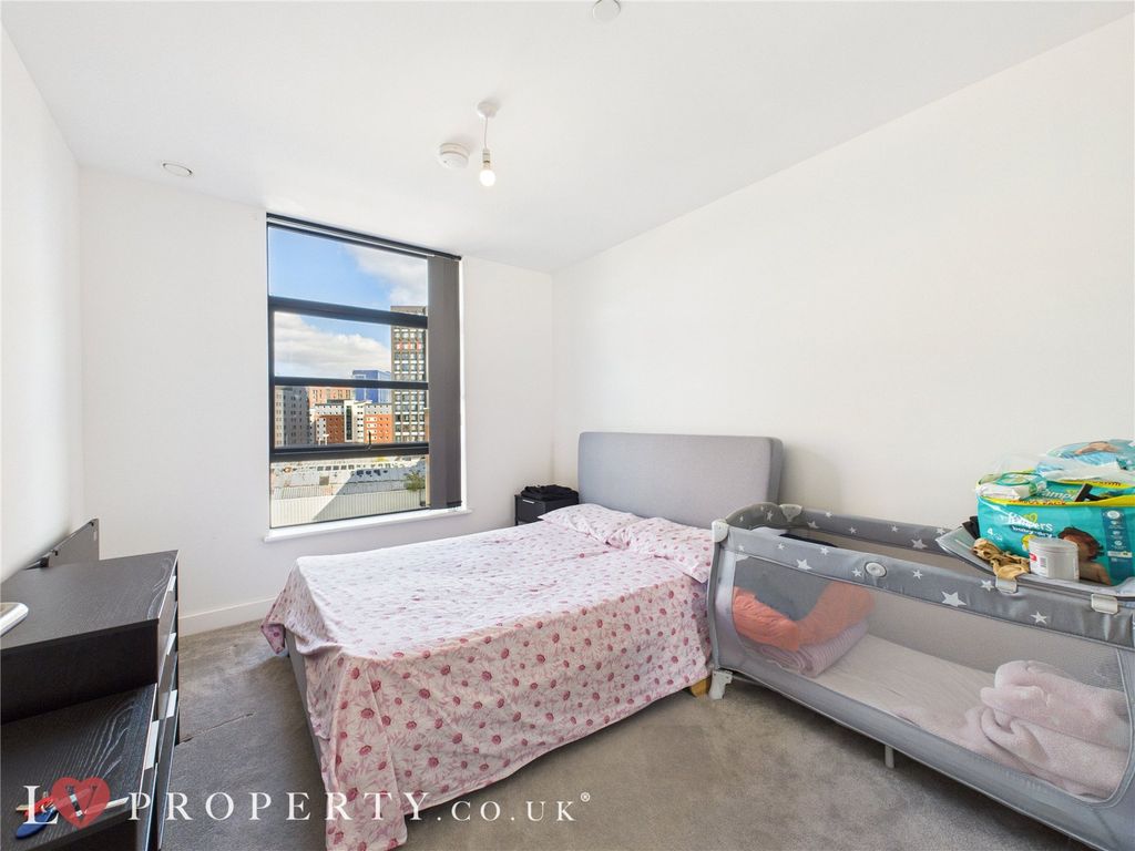 Property photo 3 of 12 Picture No. 07