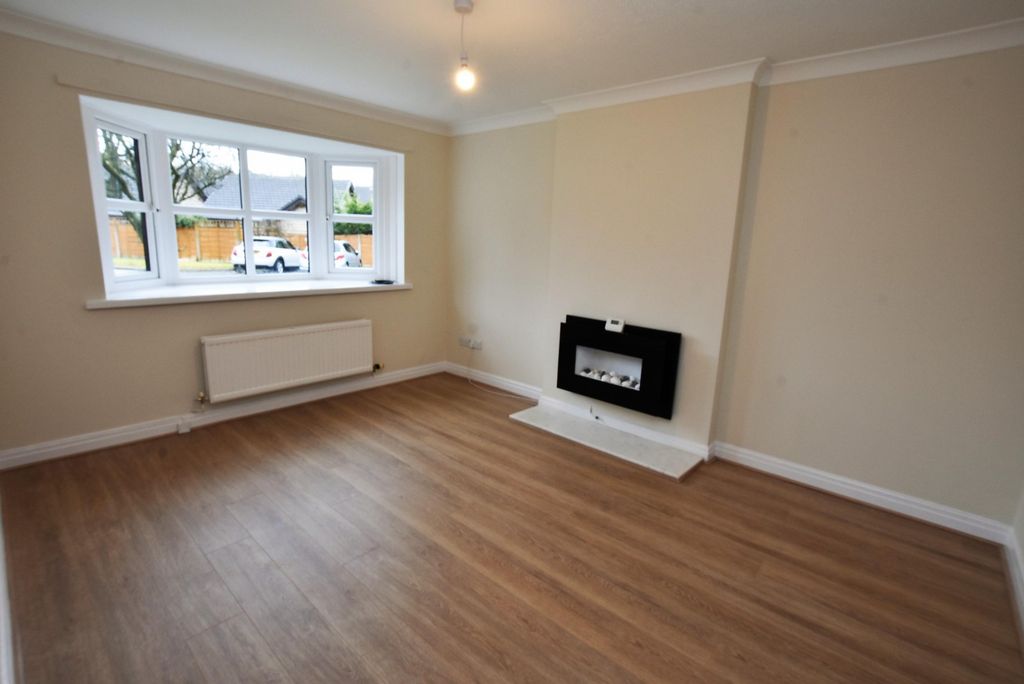 Property photo 2 of 5 (Main)