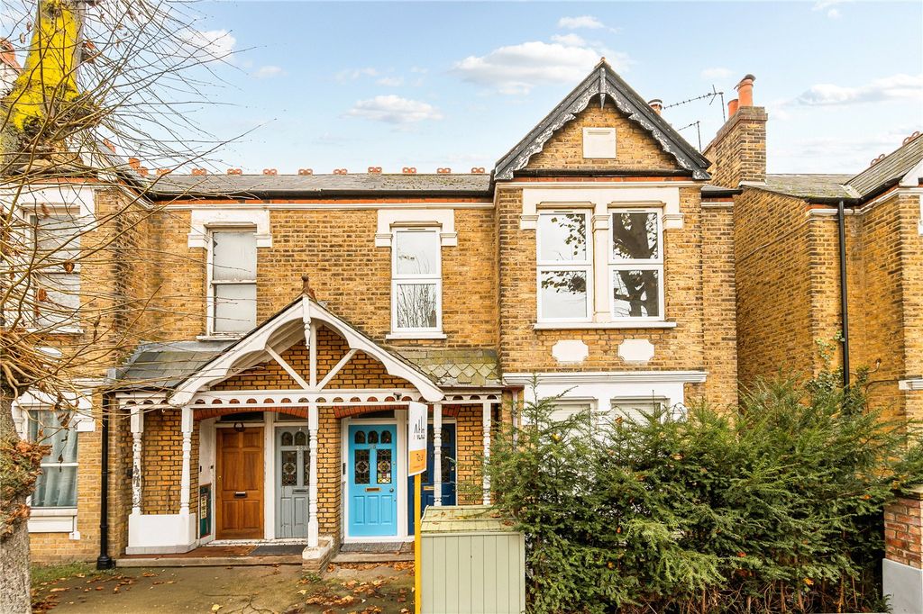 Property photo 2 of 11 Picture No. 01