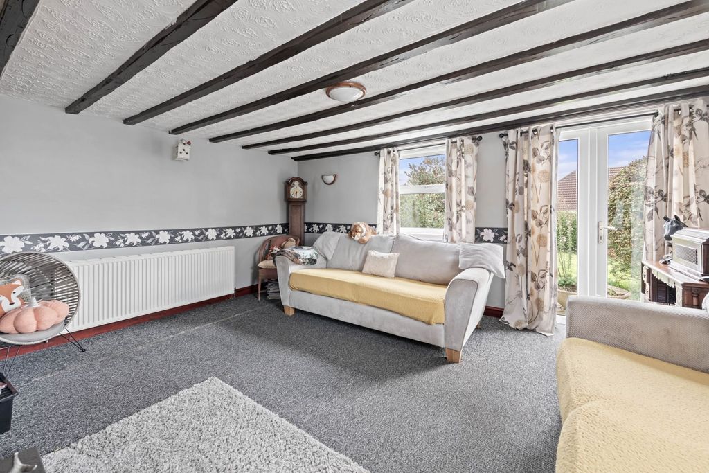 Property photo 3 of 38