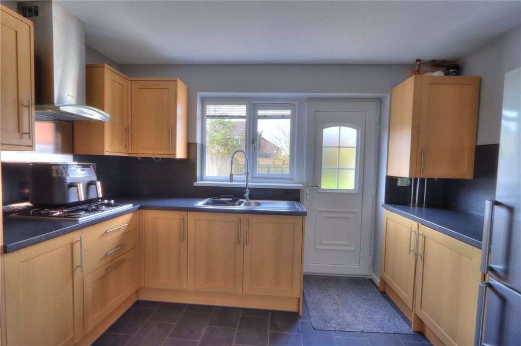 Property photo 3 of 12 Picture No. 05