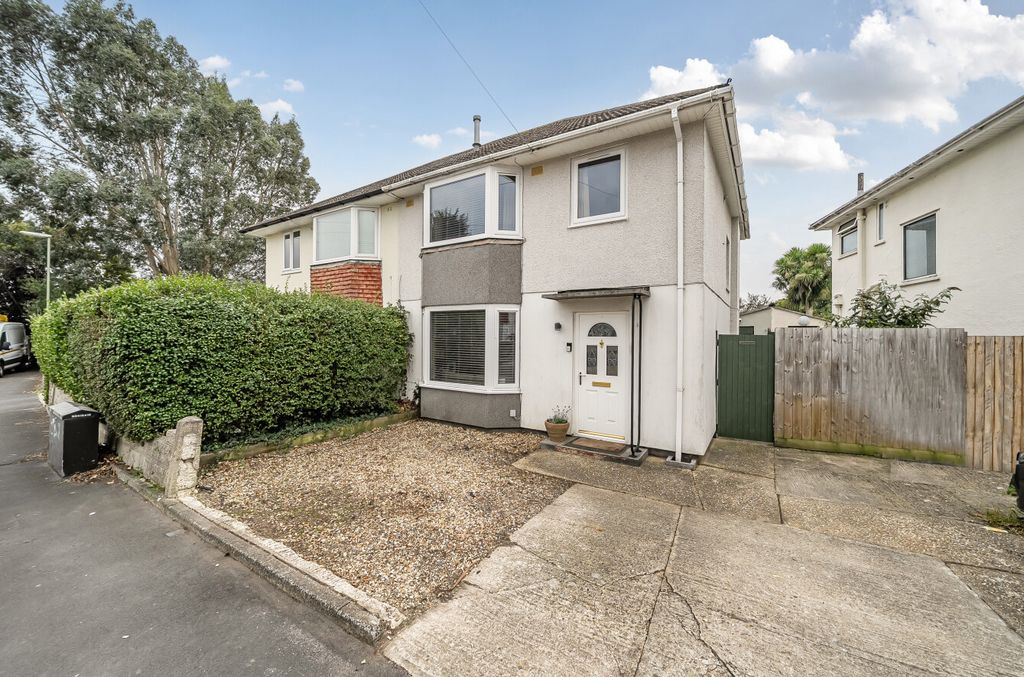 Property photo 1 of 11 1358141-26-68d6B2...