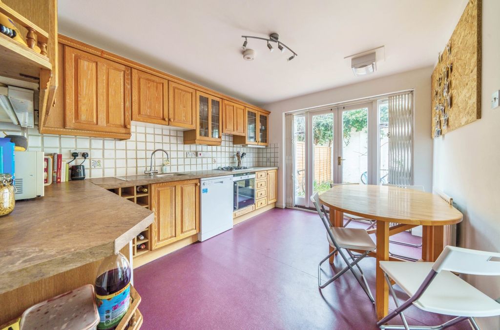 Property photo 3 of 18 953061 (4)