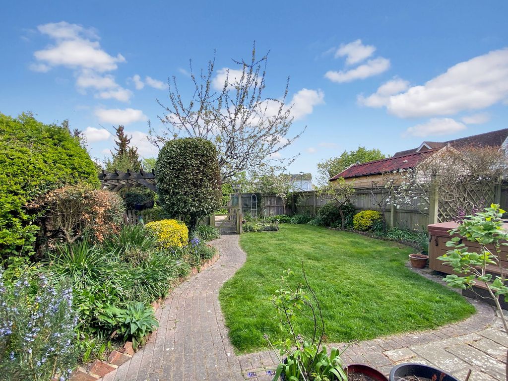 Property photo 3 of 31