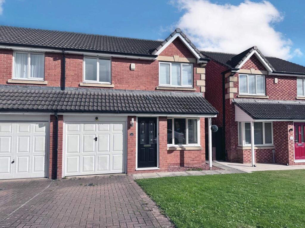 Property photo 1 of 17 Front