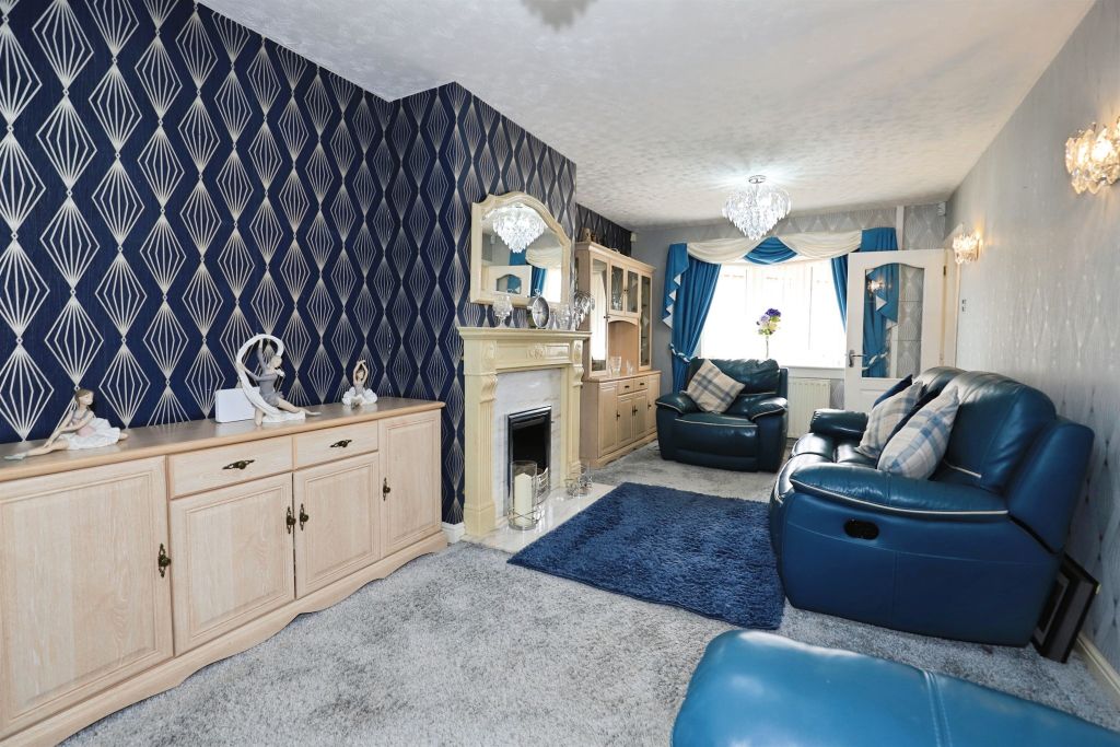 Property photo 3 of 19