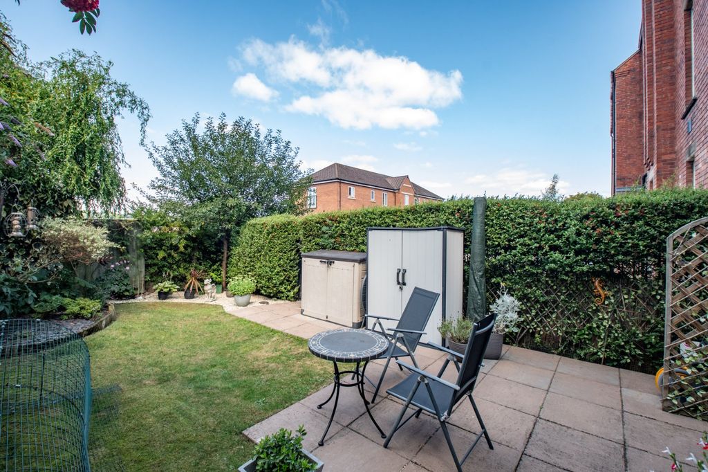 Property photo 2 of 14 Picture No. 10