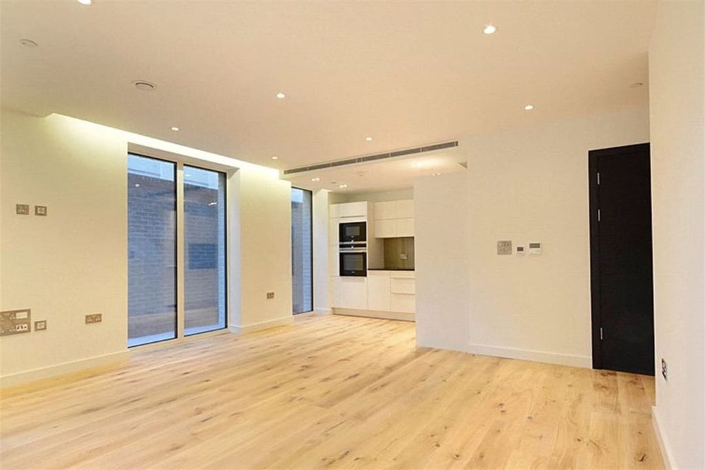 Property photo 1 of 9 Open Plan
