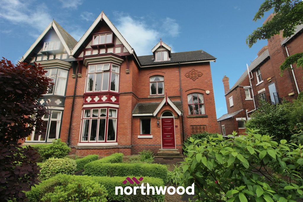 Property photo 1 of 68