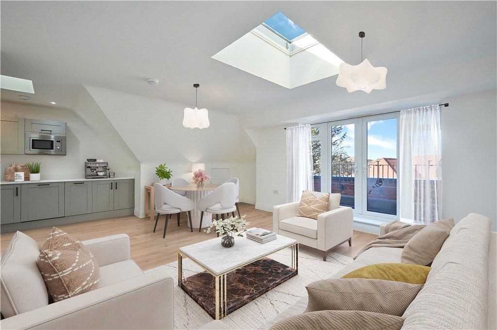 Property photo 2 of 8 Kitchen/Living