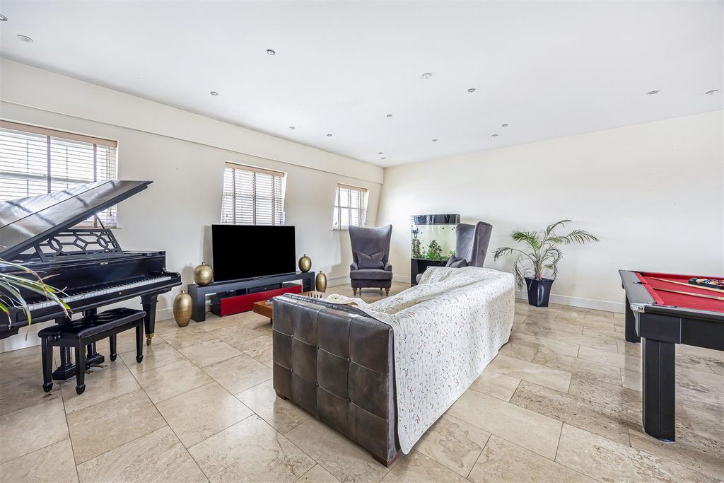 Property photo 2 of 12 Sketch_Ph10_6455413.Jpg