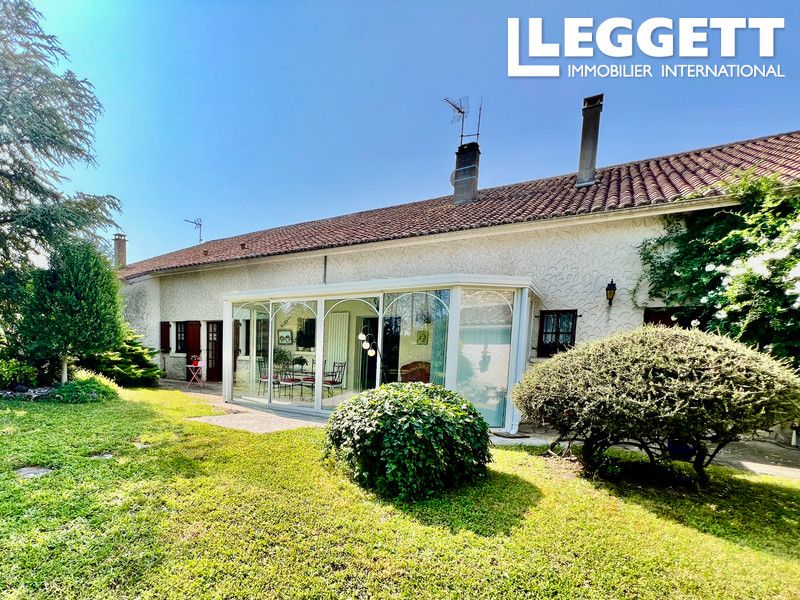 Property photo 2 of 10