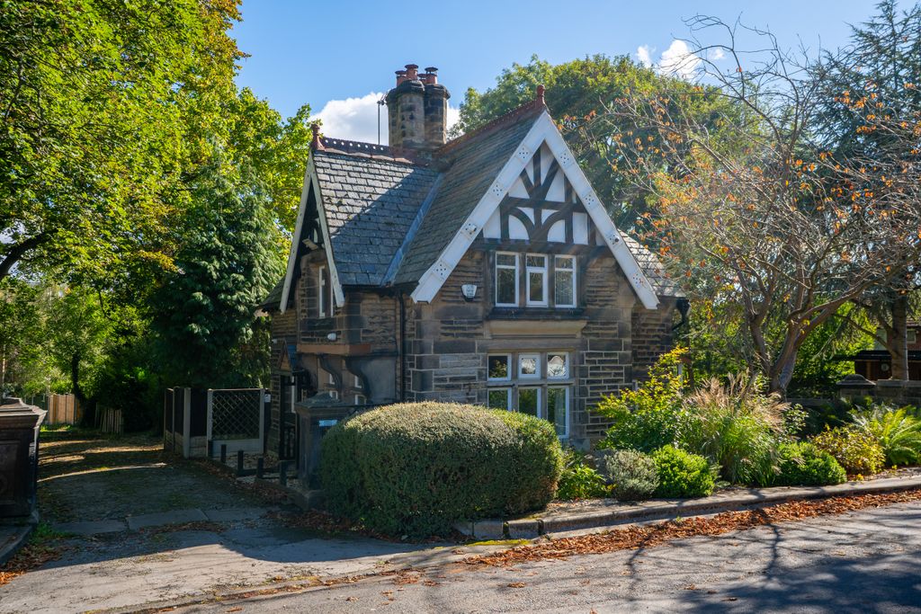 Property photo 1 of 34 Externals1