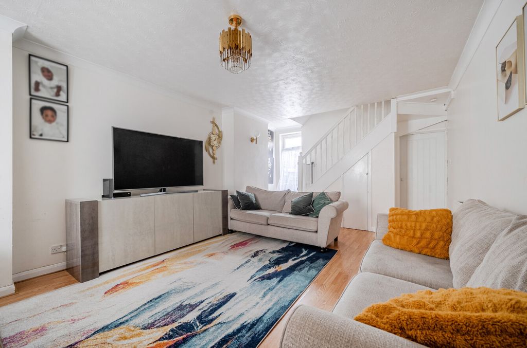 Property photo 2 of 12 1534487-17-1A187E...