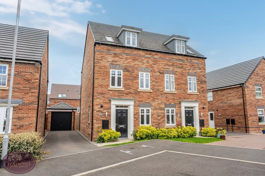 Property photo 1 of 28